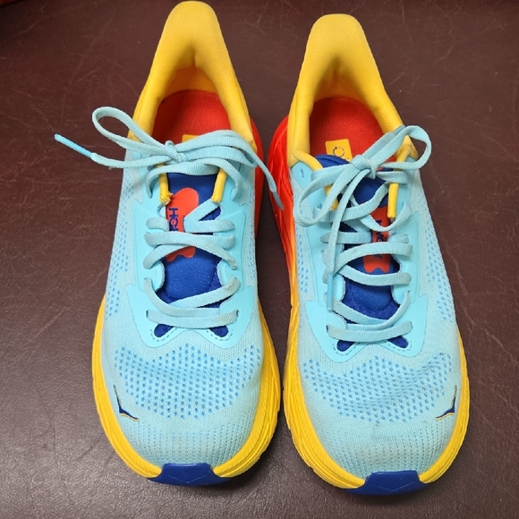 Hoka Arahi 7 Blue and Yellow Sneakers with Breathable Mesh. Size 8.5 - Picture 7 of 8